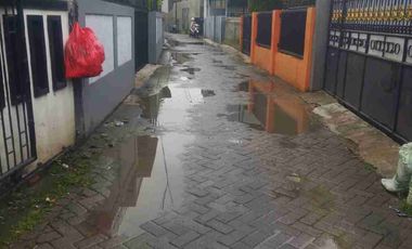 Di jual rumah minimalis kokoh permanen 2 lantai full lokasi Ciledug larangan Tangerang kota