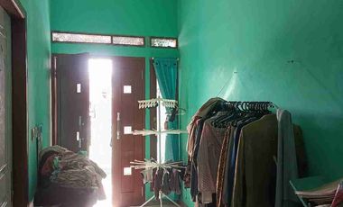 Di jual rumah minimalis kokoh permanen 2 lantai full lokasi Ciledug larangan Tangerang kota