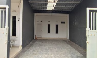 JUAL CEPAT RUMAH 2 LANTAI – LOKASI STRATEGIS!