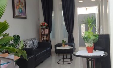 JUAL CEPAT RUMAH 2 LANTAI – LOKASI STRATEGIS!