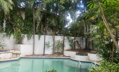 Newly Renovated 3BR with Den and Pool for Lease at Valle Verde I