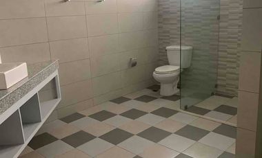 Newly Renovated 3BR with Den and Pool for Lease at Valle Verde I