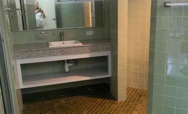 Newly Renovated 3BR with Den and Pool for Lease at Valle Verde I