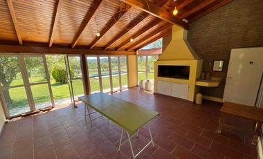 CASA CON PILETA EN TERRENO ESQ 3.000M2-BARRIO RESIDENCIAL-POTRERO DE GARAY-CORDOBA-ESCRITURA