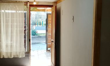 Casa de un piso en pasaje, en terreno de 113 Metros. A pasos de Avda. San Martin con Avda. Manuel Antonio Matta