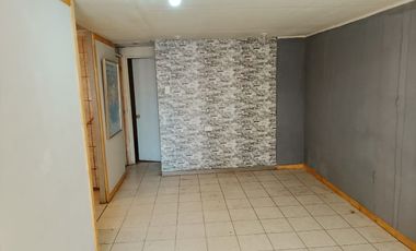 Casa de un piso en pasaje, en terreno de 113 Metros. A pasos de Avda. San Martin con Avda. Manuel Antonio Matta