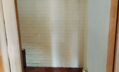 Casa de un piso en pasaje, en terreno de 113 Metros. A pasos de Avda. San Martin con Avda. Manuel Antonio Matta