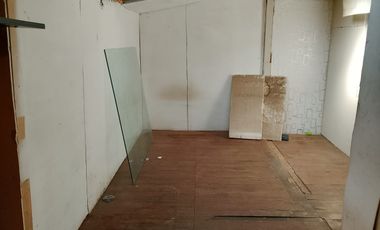 Casa de un piso en pasaje, en terreno de 113 Metros. A pasos de Avda. San Martin con Avda. Manuel Antonio Matta