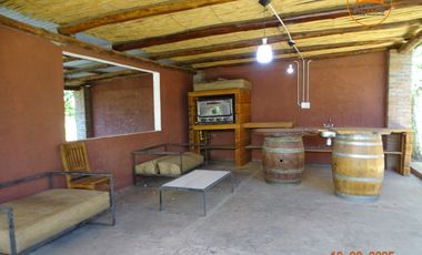 COMPLEJO CON CUATRO CABAÑAS AMOBLADAS, PILETA, QUINCHO, COCHERAS, GALPON EN POTRERO DE GARAY-CORDOBA