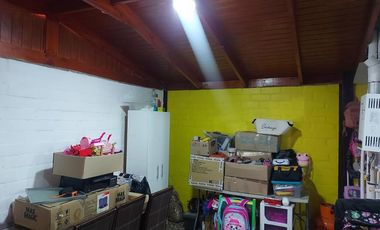 ARRIENDO CASA AISLADA 2 PISOS, EL SAGRADO 146, REMANSO, LAMPA