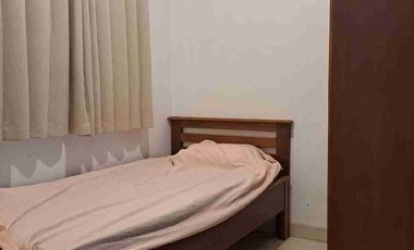 Disewakan Rumah 2 Lantai Rapih Lingkungan Nyaman, Strategis, Tangerang Kota