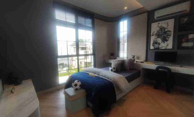 dijual rumah mewah 3lantai harga murah Full furnished di bukit podomoro duren sawit jakarta timur