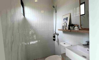 dijual rumah 3lantai siap huni Full furnished harga murah di bukit podomoro duren sawit