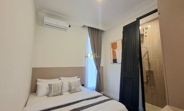 RUMAH MEWAH SIAP HUNI FURNISHED DI MAGUWOHARJO