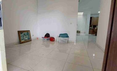 Dijual Rumah Sektor 1E