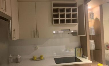 Arriendo depto 2h2b1e1b Av Eluchans a pasos de locomoción a Viña del Mar