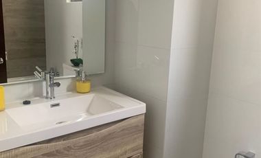 Arriendo depto 2h2b1e1b Av Eluchans a pasos de locomoción a Viña del Mar