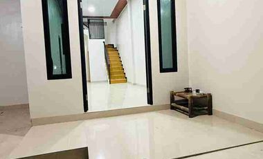 rumah cakep banget di cluster Vida - Bekasi timur