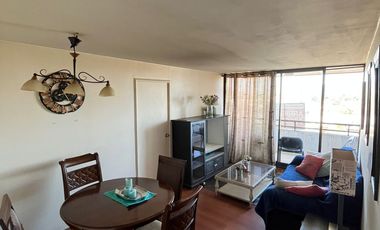 Plaza Hochstetter, amplio departamento.