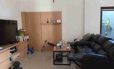 Rumah 2lt kaw elit view sawah antasura peguyangan jl5mtr garase 2mobil