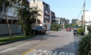 VENDO DÚPLEX CERCA A LA MUNICIPALIDAD DE SURCO