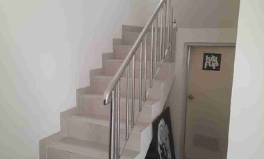 rumah fully furnished area perumahan lingkungan tenang dan strategis