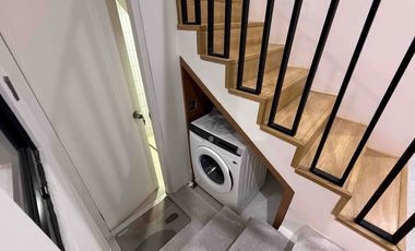 Rumah Mewah 2 Lantai Termurah di Limo Kota Depok, Full Furnished Lokasi Strategis.