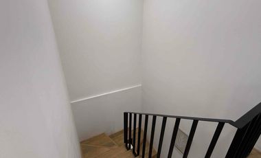 Rumah Mewah 2 Lantai Termurah di Limo Kota Depok, Full Furnished Lokasi Strategis.