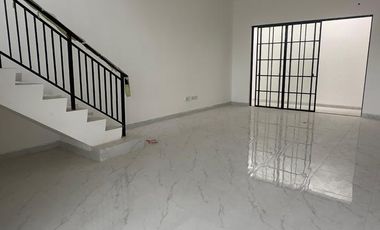 Dijual Rumah PIK Bukit Nirmala Lebar 8 x 15