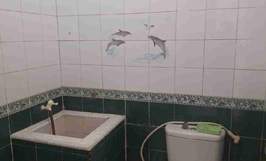 rumah Taman Surya 5 dekat pasar Laris 2 lantai Sdh renov siap huni