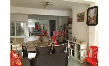 Vendo Casa De 03 Pisos En Balneario Playa De Puerto Chico Barranca