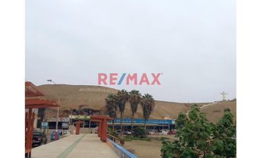 Vendo Casa De 03 Pisos En Balneario Playa De Puerto Chico Barranca