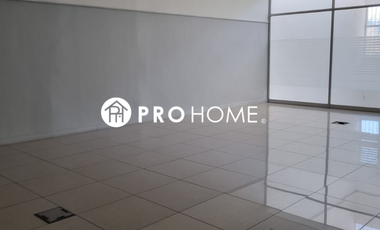 Locales comerciales y bodegas en Antofagasta | Edificio Corporativo: 764 m² y Máxima Capacidad de Estacionamiento