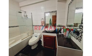 Vendo Departamento Duplex En Zona Residencial Exclusiva De Santiago De Surco
