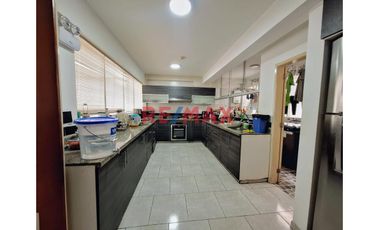 Vendo Departamento Duplex En Zona Residencial Exclusiva De Santiago De Surco