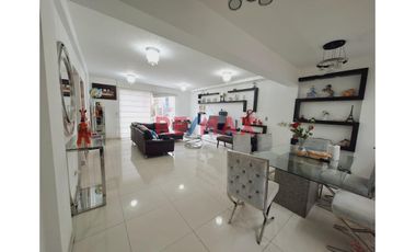 Vendo Departamento Duplex En Zona Residencial Exclusiva De Santiago De Surco