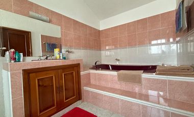 CASA EN VENTA EN FRACCIONAMIENTO LOMAS DE COCOYOC MORELOS