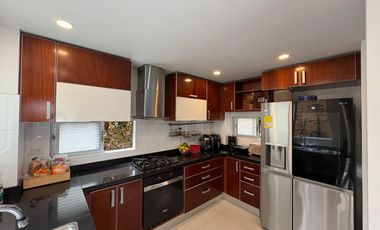 VENDO CASA PINARES DE CHIA