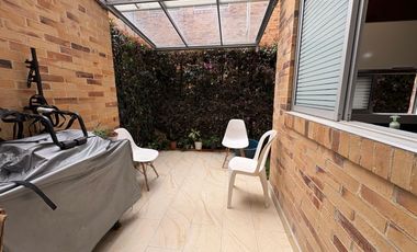 VENDO CASA PINARES DE CHIA