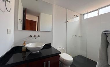 VENDO CASA PINARES DE CHIA