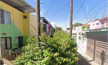 COHC (EMB) CASA EN VENTA DE CONTADO EN AGUACATES MICHOACAN