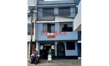 Vendo Local Comercial - Casa 03 Pisos Mas Aires En Santiago De Surco
