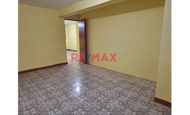 Vendo Local Comercial - Casa 03 Pisos Mas Aires En Santiago De Surco