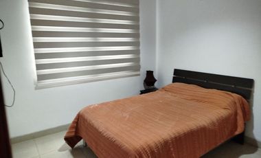 En Alquiler Departamento Amoblado de 3 dormitorios en Los Ceibos