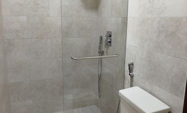 En Alquiler Departamento Amoblado de 3 dormitorios en Los Ceibos