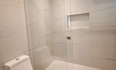 Casa en venta, acabados premium LOMAS ANGELOPOLIS