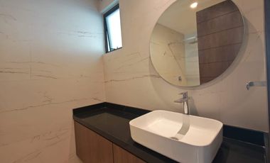 Casa en venta, acabados premium LOMAS ANGELOPOLIS