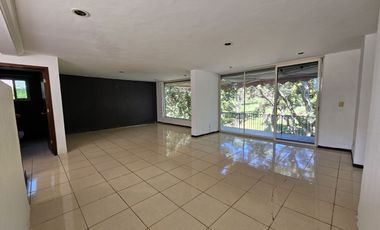 LAS CAÑADAS COTO LA NORIA CASA EN VENTA PARA REMODELAR A CAMPO DE GOLF