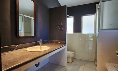 LAS CAÑADAS COTO LA NORIA CASA EN VENTA PARA REMODELAR A CAMPO DE GOLF