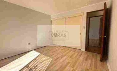 Se vende hermosa casa Areyuna. Colina el Pino